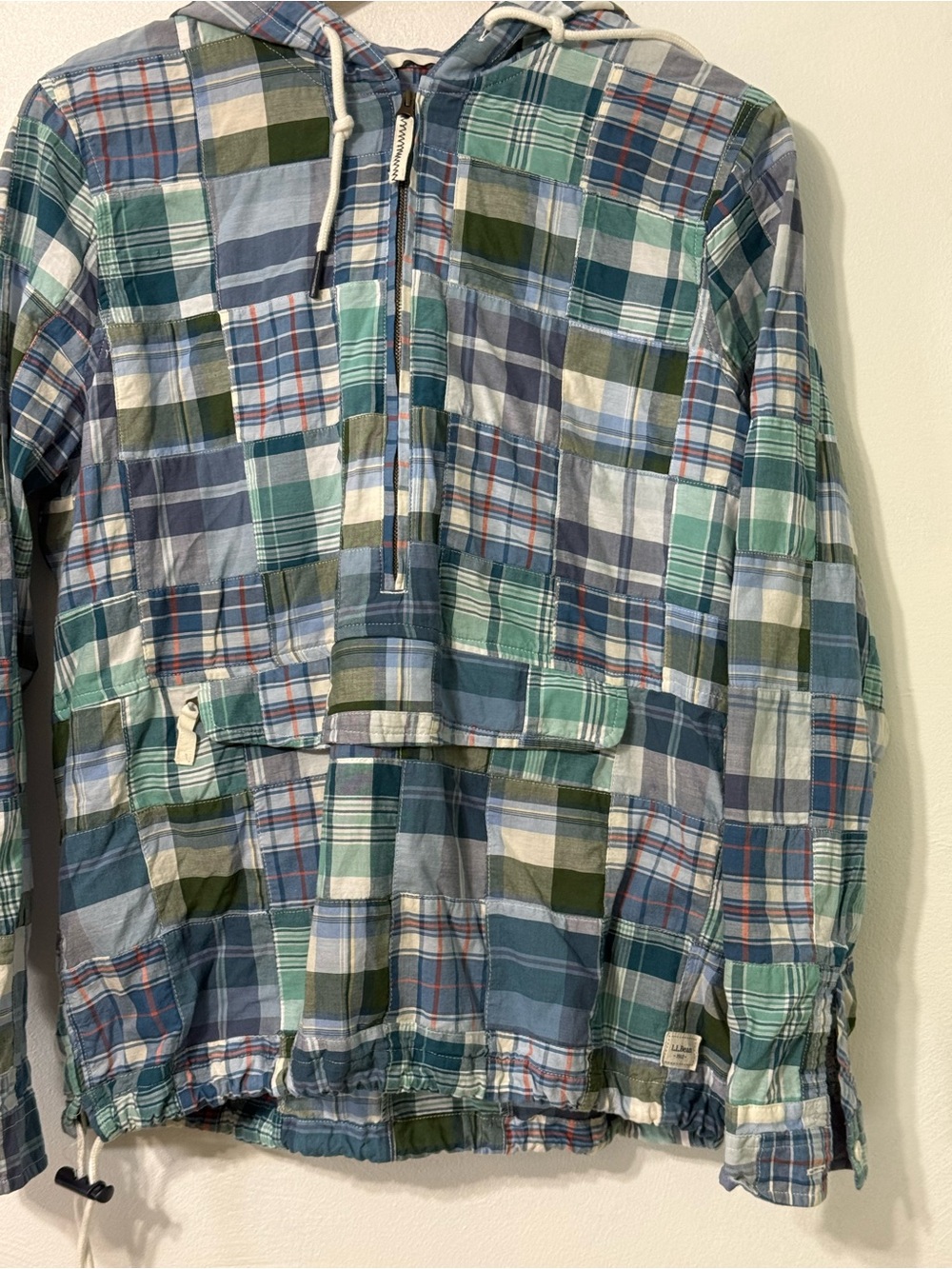 L.L. Bean Women's Scotch Plaid Flannel Shirt, Relaxed Zip Hoodie medium